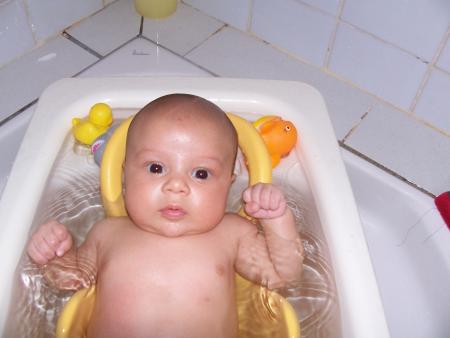 Ma baignoire commence à être un peu petite pour moi ?!