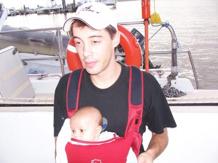 Mon papa et moi à bord de la Hulotte direction les îles du salut !