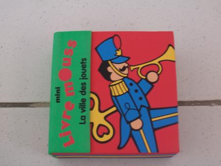 Mon premier livre de jouet